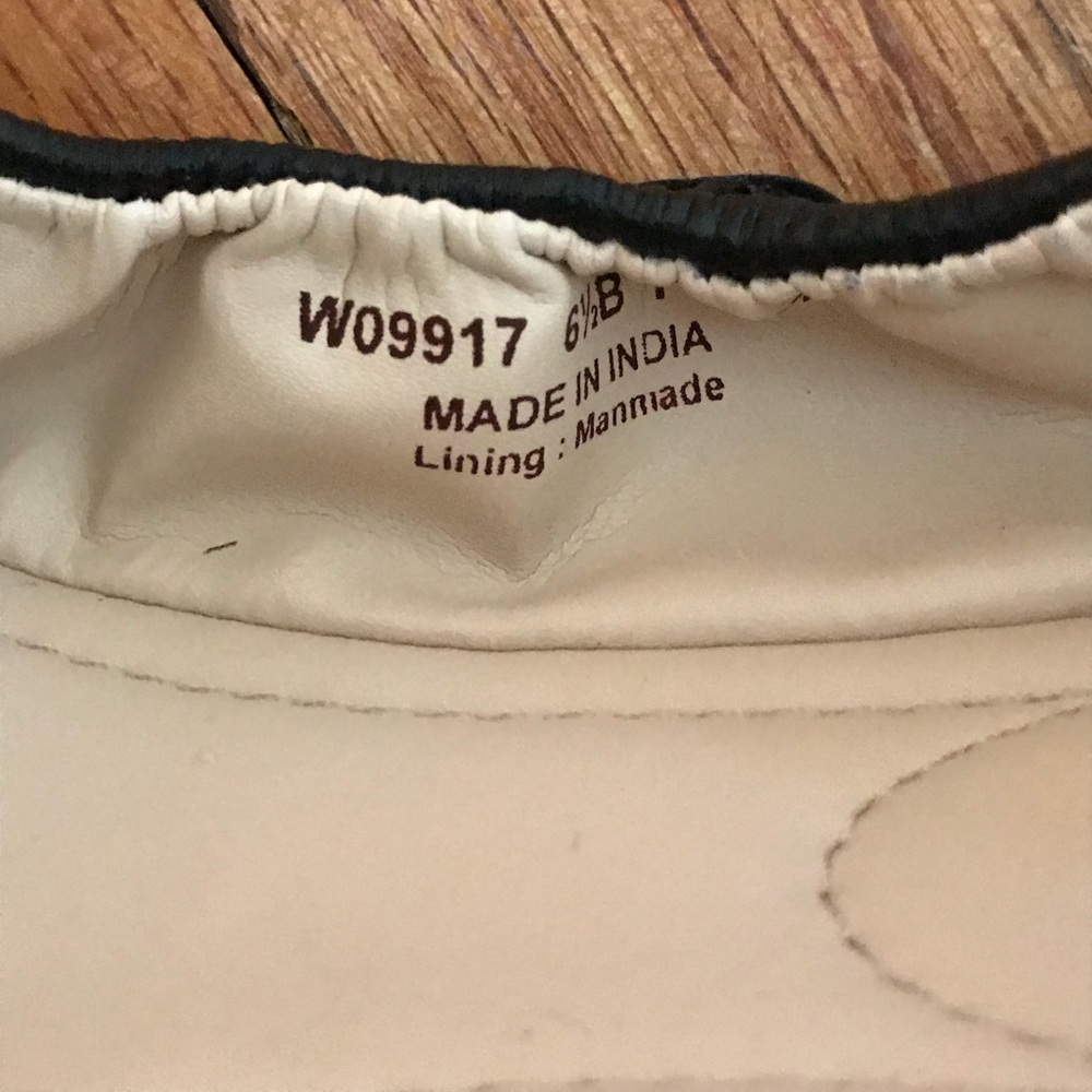 Women’s Cole Haan Black Flats Shoes6.5 Emory Bow - Picture 3 of 8